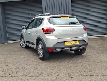 Used Dacia Sandero Stepway 2023 for sale - 78987916: Photo