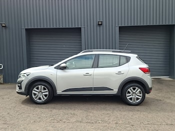 Used Dacia Sandero Stepway 2023 for sale - 78987916: Photo