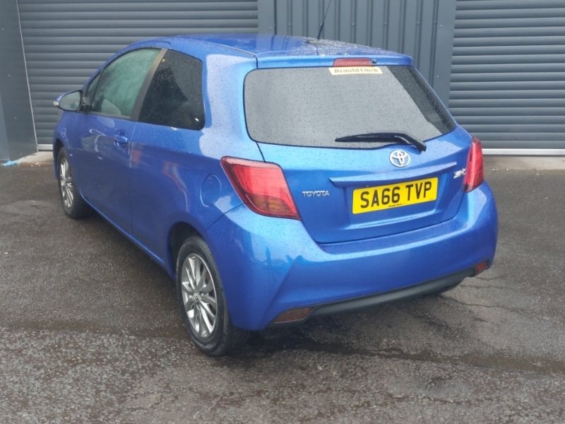 Used Toyota Yaris 2016 for sale - 77992438: Photo 3