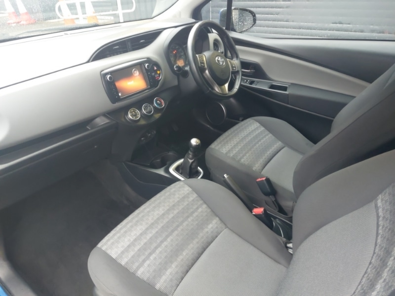 Used Toyota Yaris 2016 for sale - 77992438: Photo 5