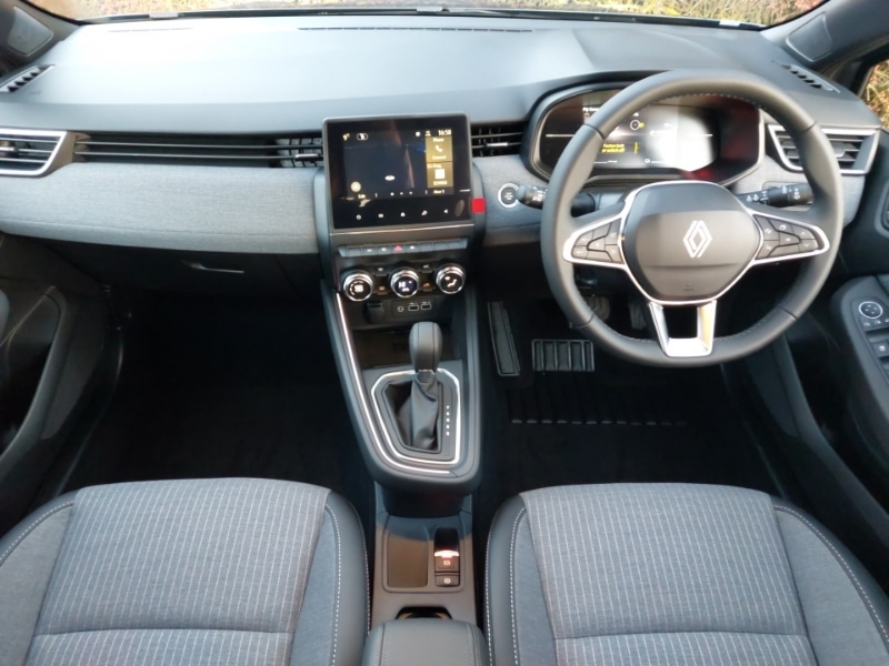 Used Renault Clio 2025 for sale - 77509353: Photo 2