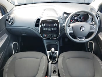 Used Renault Captur 2019 for sale - 78361188: Photo