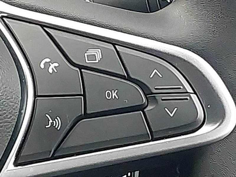 Used Renault Clio 2023 for sale - 77898126: Photo 11