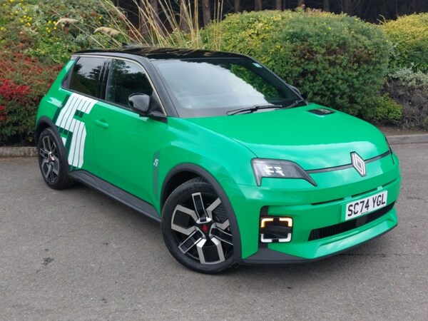 Used Renault 5 2025 for sale - 76053292: Photo 1