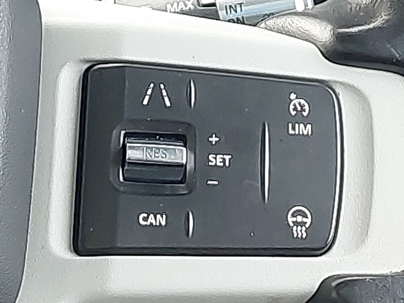 Used Land Rover Defender 2020 for sale - 77790615: Photo 10