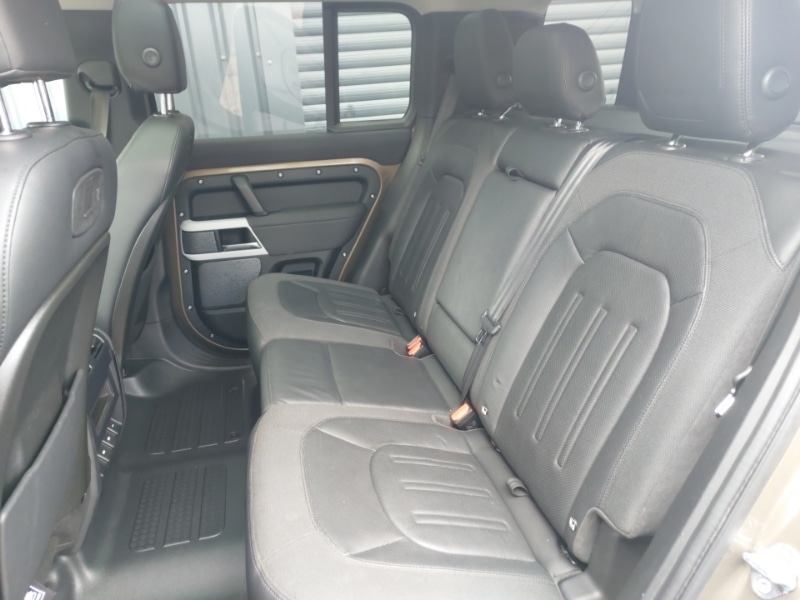 Used Land Rover Defender 2020 for sale - 77790615: Photo 5