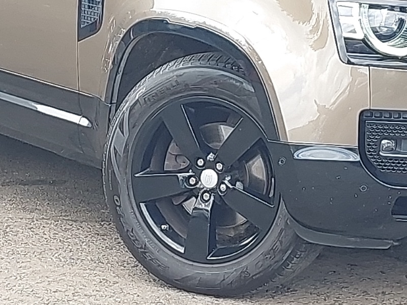 Used Land Rover Defender 2020 for sale - 77790615: Photo 8