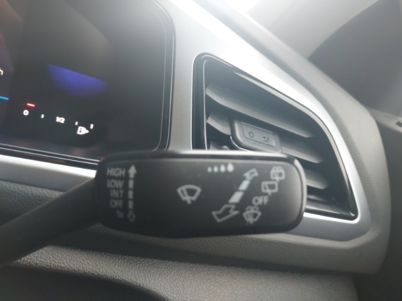 Used Volkswagen T-Roc 2024 for sale - 76506907: Photo 19