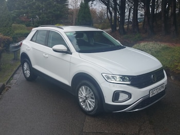 Used Volkswagen T-Roc 2024 for sale - 76506907: Photo