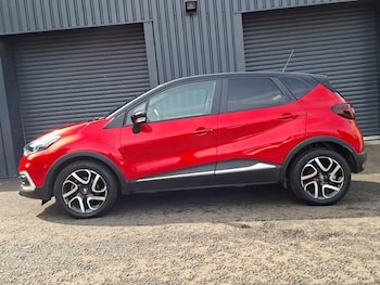 Used Renault Captur 2020 for sale - 79461580: Photo