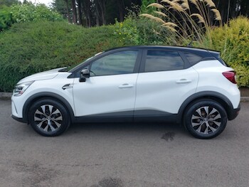 Used Renault Captur 2022 for sale - 75539302: Photo