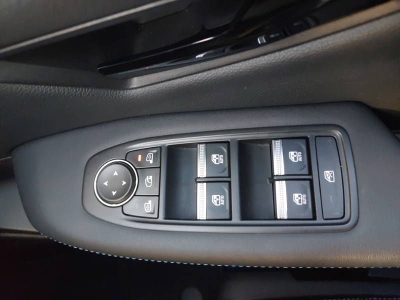 Used Renault Scenic E-Tech 2024 for sale - 77047077: Photo 15