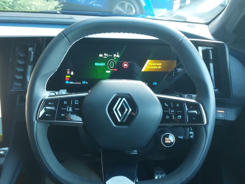 Used Renault Scenic E-Tech 2024 for sale - 77047077: Photo 7