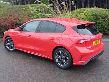 Used Ford Focus 2019 for sale - 76188323: Photo 3