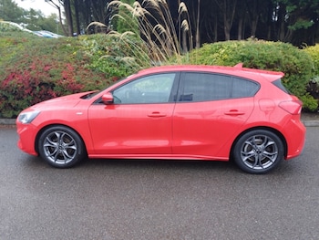 Used Ford Focus 2019 for sale - 76188323: Photo 4