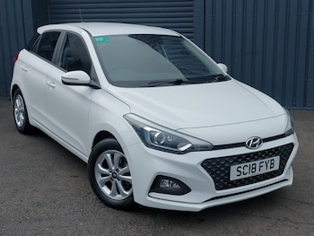 Used Hyundai i20 2018 for sale - 77491347: Photo