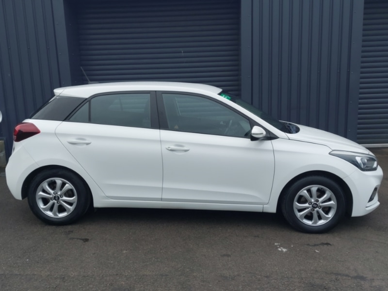 Used Hyundai i20 2018 for sale - 77491347: Photo 4