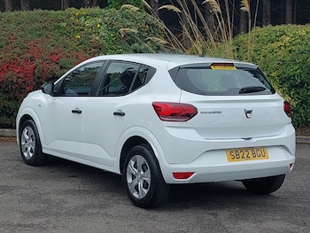 Used Dacia Sandero 2022 for sale - 76120821: Photo