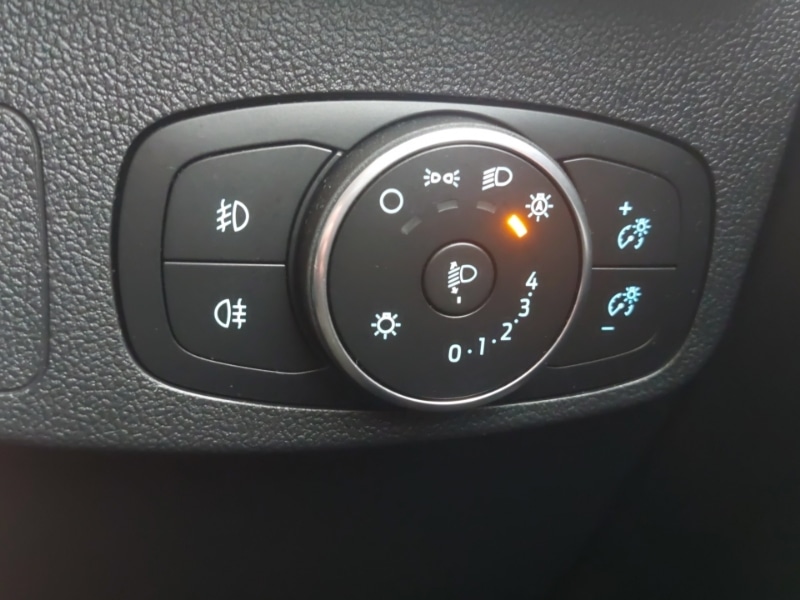 Used Ford Focus 2020 for sale - 76970272: Photo 18