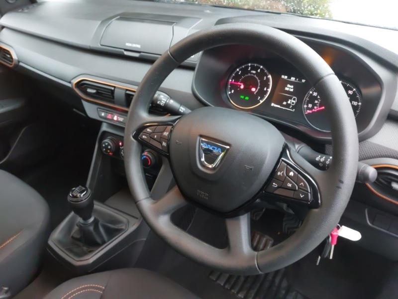 Used Dacia Sandero Stepway 2022 for sale - 76166143: Photo 2