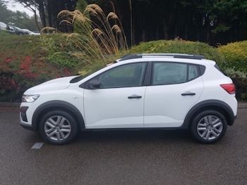 Used Dacia Sandero Stepway 2022 for sale - 76166143: Photo 4