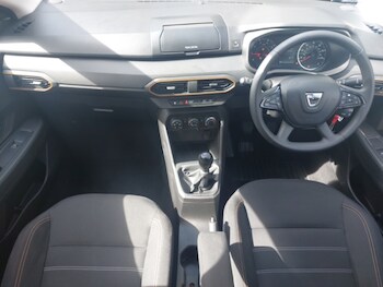 Used Dacia Sandero Stepway 2022 for sale - 78790801: Photo