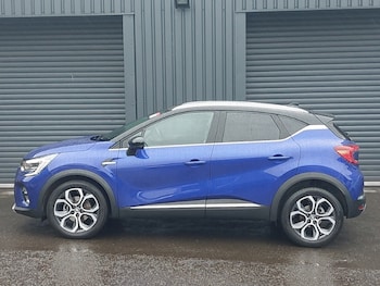 Used Renault Captur 2023 for sale - 77847310: Photo