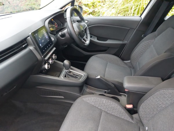 Used Renault Clio 2022 for sale - 76269114: Photo 5