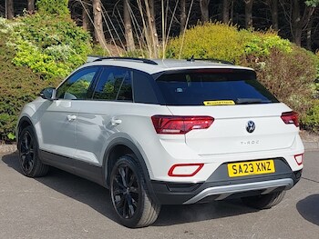 Used Volkswagen T-Roc 2023 for sale - 75684422: Photo