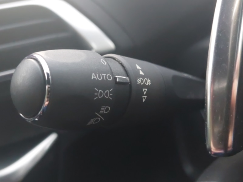 Used Peugeot 3008 2018 for sale - 77100461: Photo 12