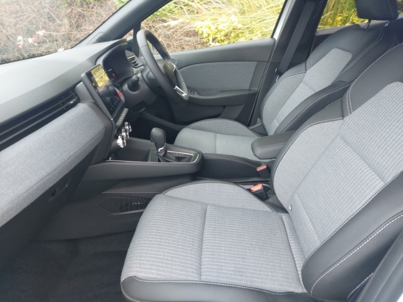 Used Renault Clio 2025 for sale - 77576781: Photo 5