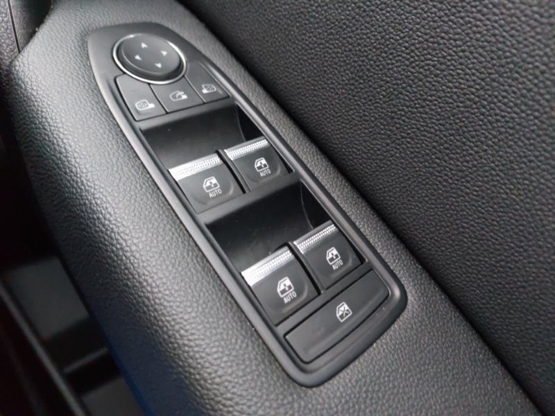 Used Renault Captur 2024 for sale - 77358020: Photo 15