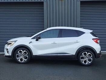 Used Renault Captur 2024 for sale - 77358020: Photo