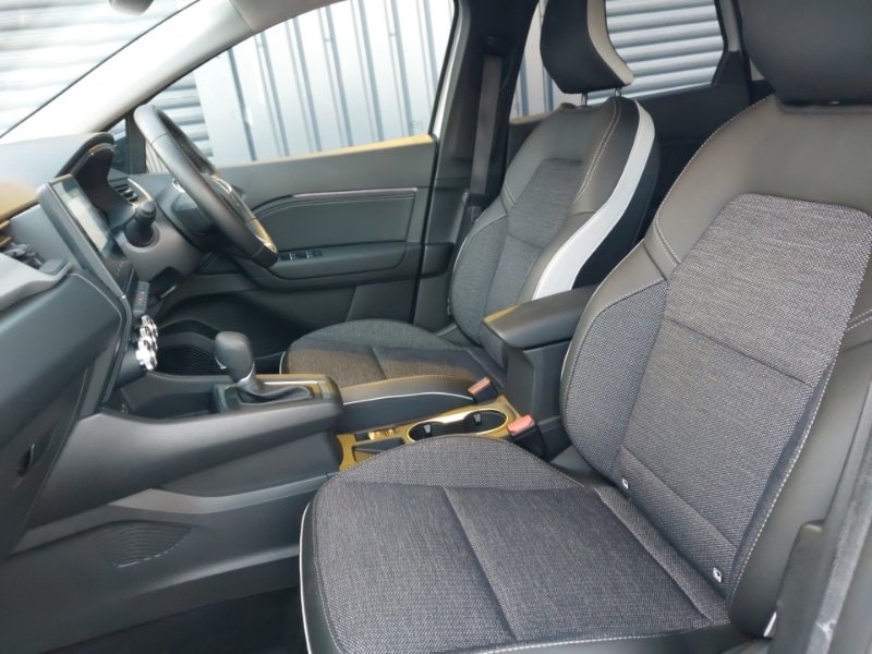 Used Renault Captur 2024 for sale - 77358020: Photo 5