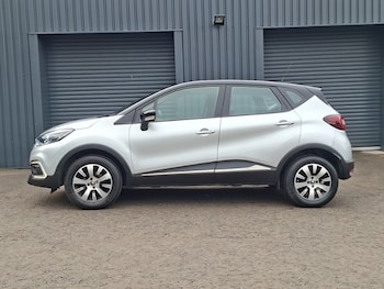 Used Renault Captur 2018 for sale - 79332783: Photo