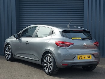 Used Renault Clio 2022 for sale - 78634480: Photo
