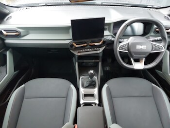 Used Dacia Duster 2025 for sale - 77454263: Photo