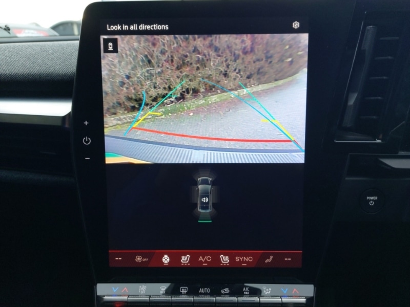 Used Renault Scenic E-Tech 2024 for sale - 76987442: Photo 17