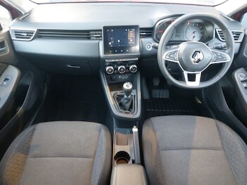 Used Renault Clio 2022 for sale - 78346768: Photo