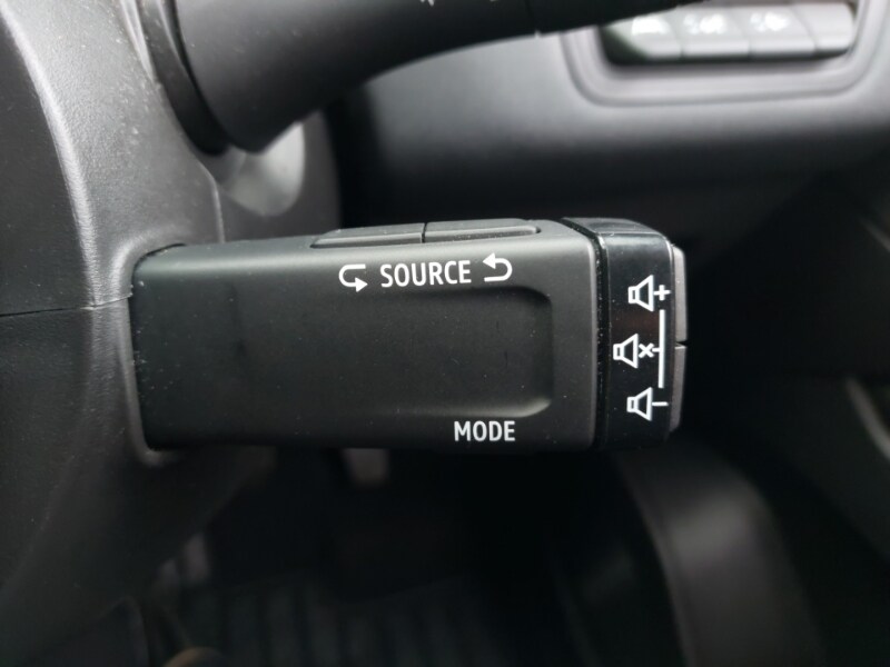 Used Renault Captur 2022 for sale - 76414455: Photo 17