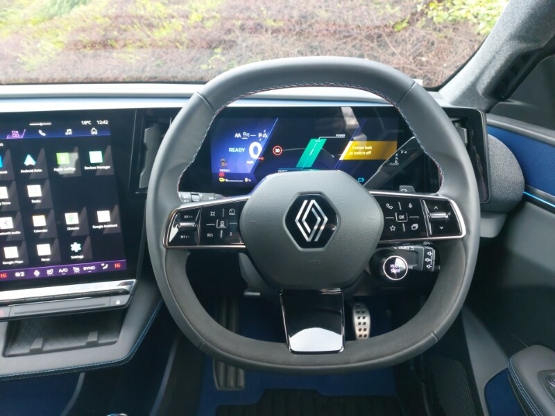 Used Renault Scenic E-Tech 2024 for sale - 77024423: Photo 11