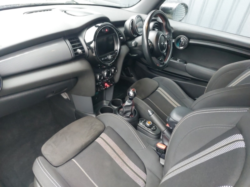 Used MINI Hatch 2019 for sale - 77448192: Photo 5