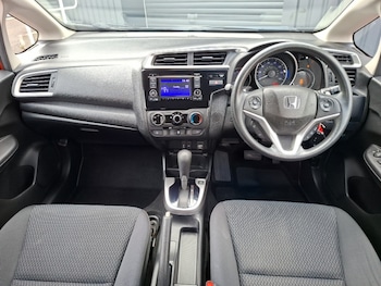 Used Honda Jazz 2018 for sale - 78933211: Photo