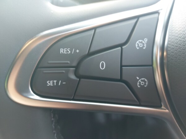Used Renault Clio 2025 for sale - 76233500: Photo 17