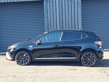 Used Renault Clio 2024 for sale - 77736383: Photo