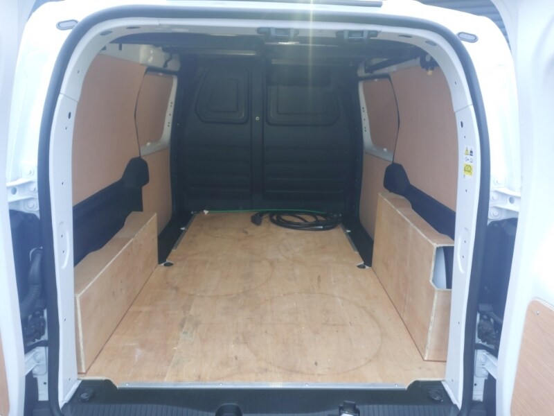 Used Renault Kangoo 2024 for sale - 77518059: Photo 8