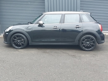 Used MINI Hatch 2023 for sale - 78808637: Photo