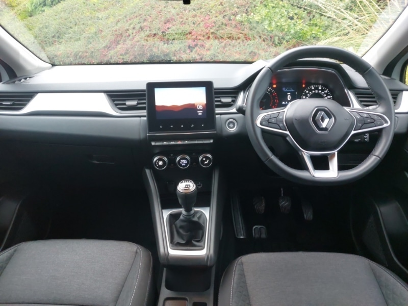 Used Renault Captur 2022 for sale - 76195800: Photo 2