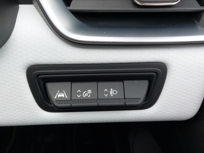 Used Renault Clio 2023 for sale - 77035137: Photo 18