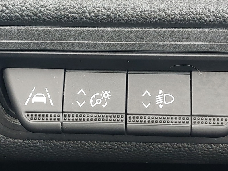 Used Renault Captur 2023 for sale - 78169564: Photo 12